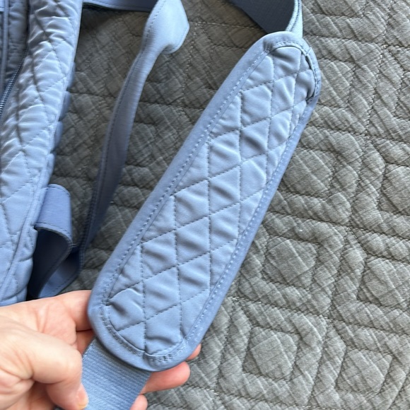 Vera Bradley quilted weekender bag - Picture 8 of 10